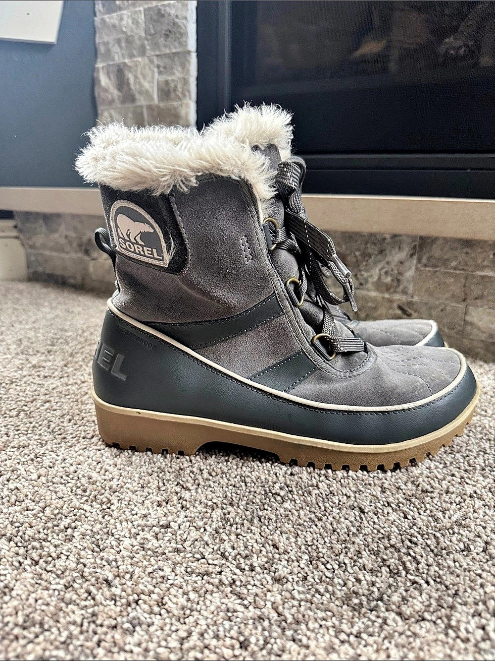 SOREL Winter Boots Gray & White US Women’s 10 EUC